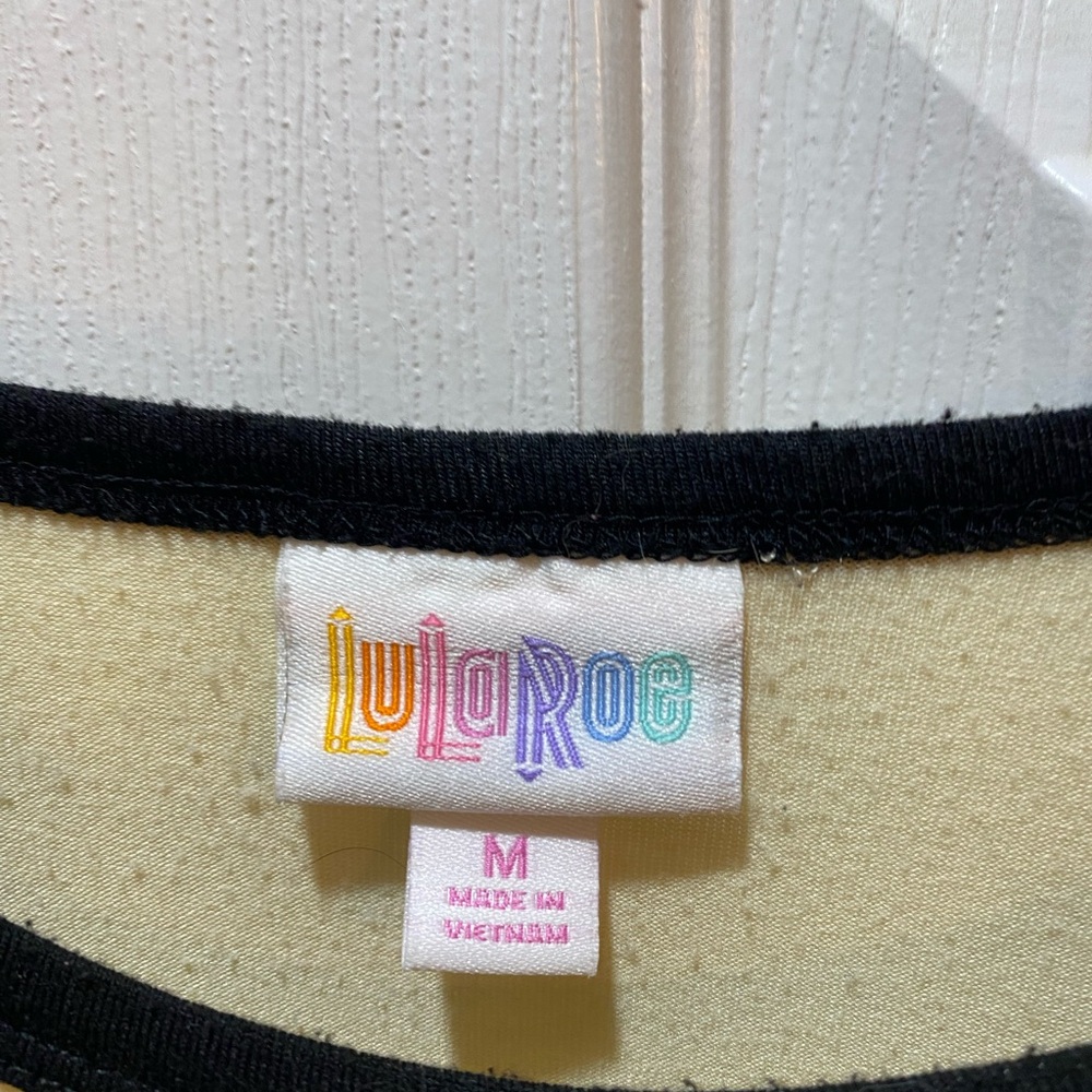 Lularoe Medium Randy - Picture 2 of 4